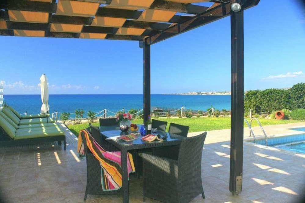 Blue Coral Beach Villas Paphos Exteriér fotografie